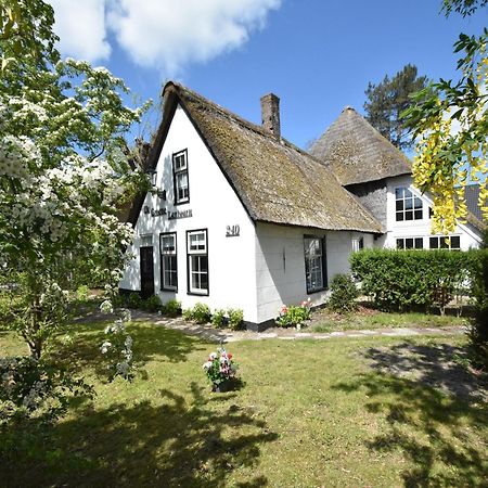 Luxuriously Restored Farmhouse With Trendy Interior Close To Sea And Forest Groet Exteriör bild